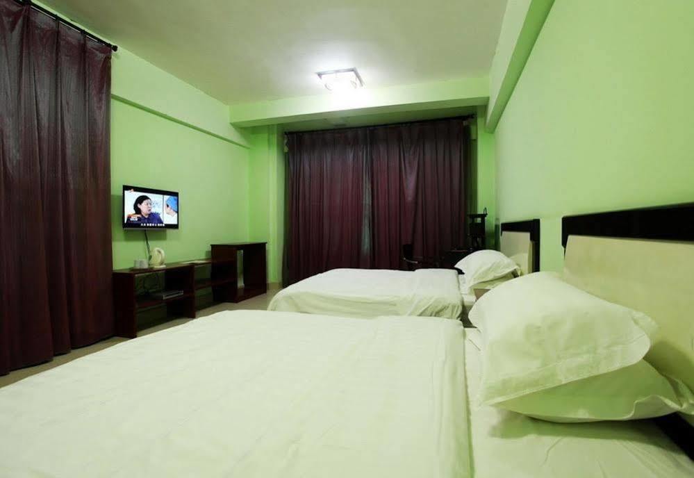 ננינג Taohuayuan Apartment Hotel מראה חיצוני תמונה